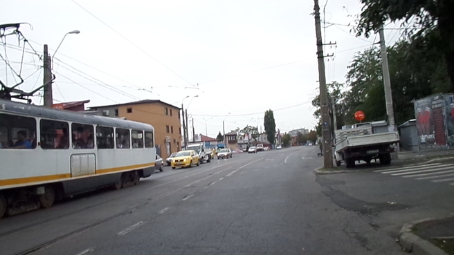 Pieptanari, spatiu hala,