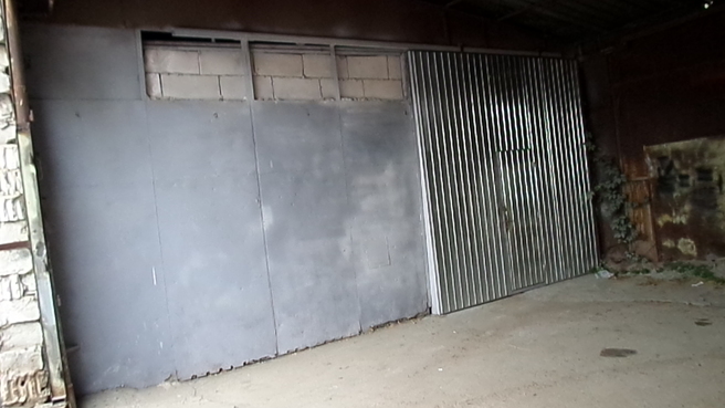 Pieptanari, spatiu hala,